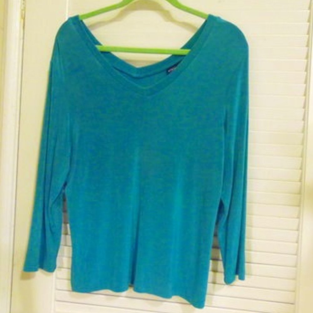 Citiknits V-Neck Top Size  Large